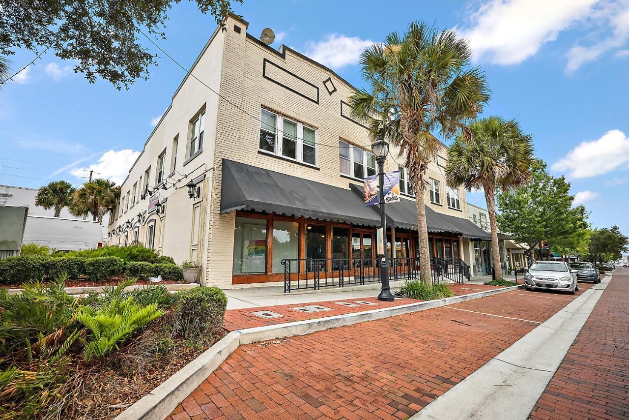 Downtown Den-King Bed~Heart Of Eustis~Queen Sleeper~Upstairs~Bright & Happy Kültér fotó