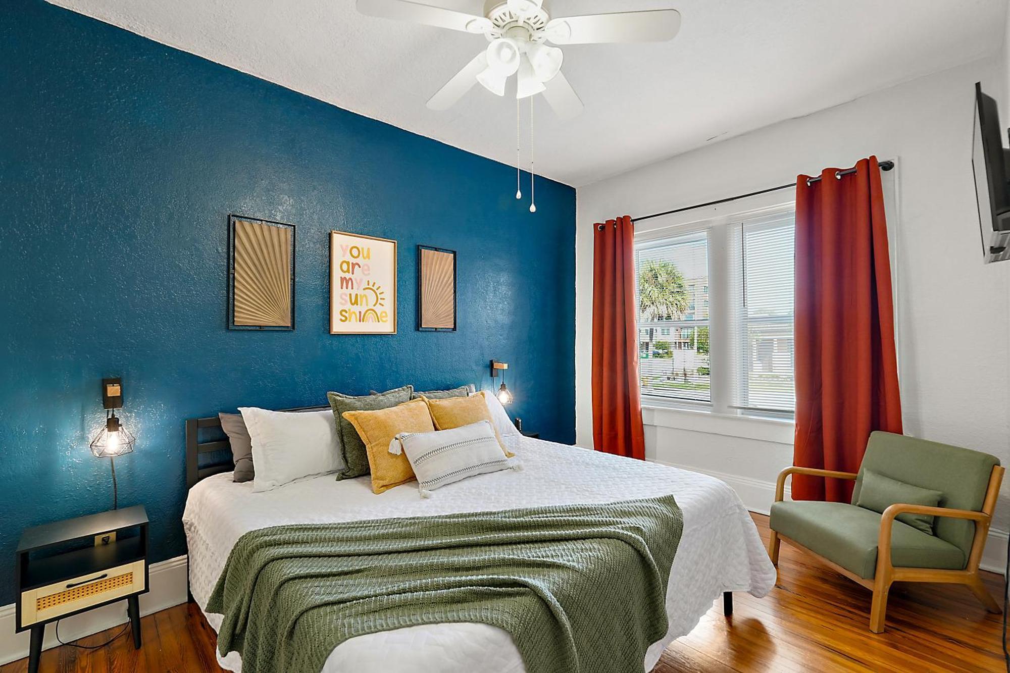 Downtown Den-King Bed~Heart Of Eustis~Queen Sleeper~Upstairs~Bright & Happy Kültér fotó