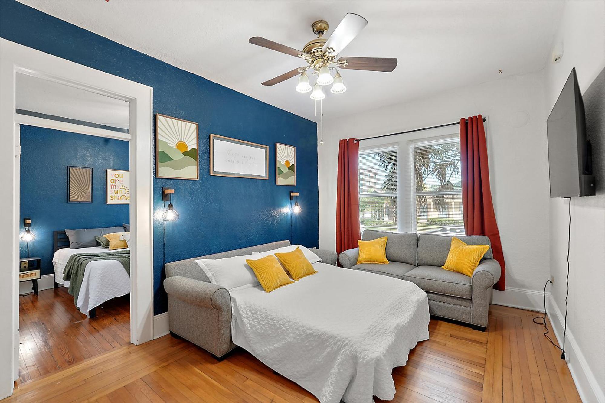 Downtown Den-King Bed~Heart Of Eustis~Queen Sleeper~Upstairs~Bright & Happy Kültér fotó